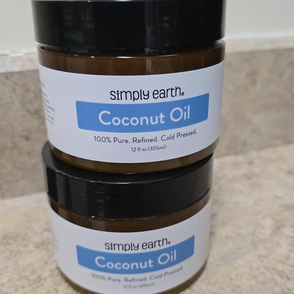 Simply Earth Coconut Oil